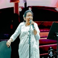 Asha Bhosle